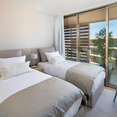 The Quest - Luxury Apartment *