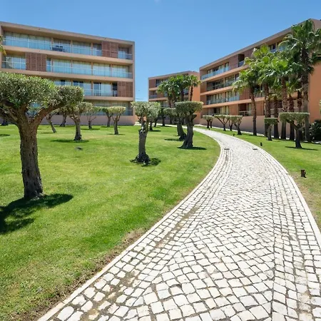 The Quest - Luxury *